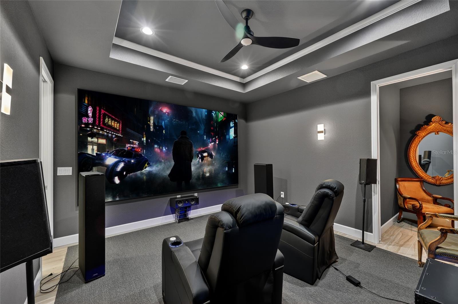 ROTONDA WEST BROADMOOR - Residential