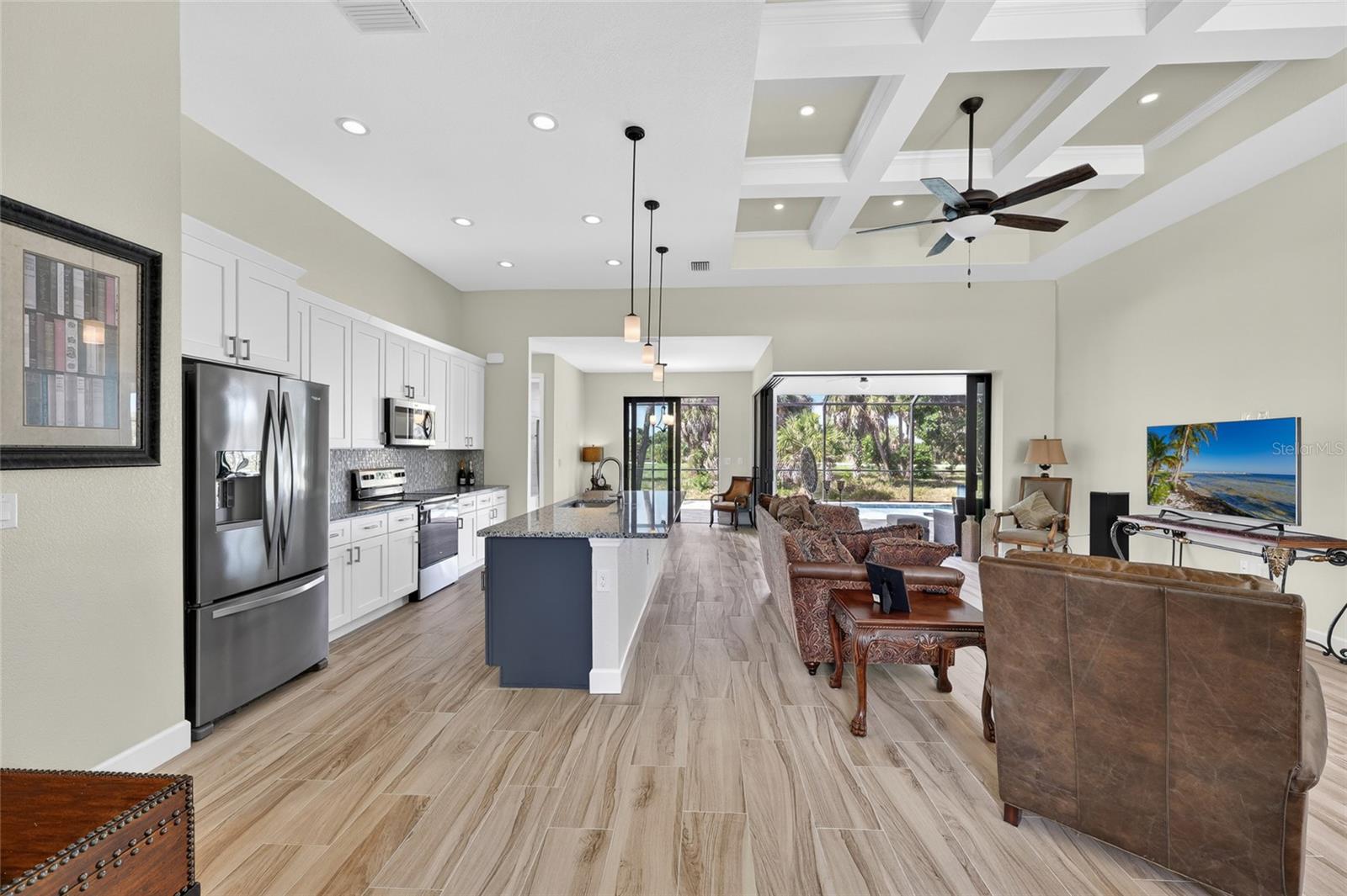 ROTONDA WEST BROADMOOR - Residential