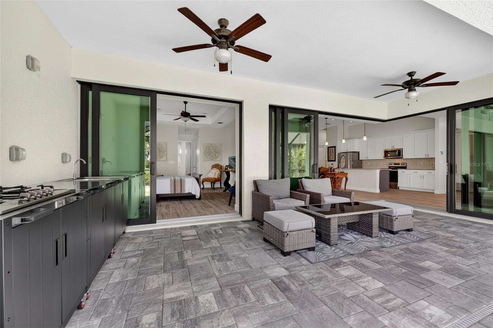 ROTONDA WEST BROADMOOR - Residential