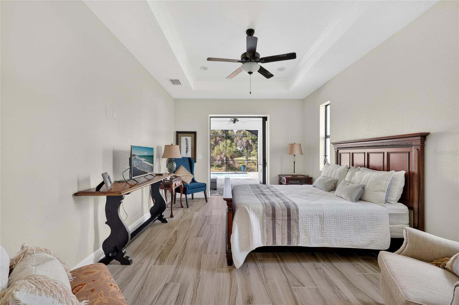 ROTONDA WEST BROADMOOR - Residential