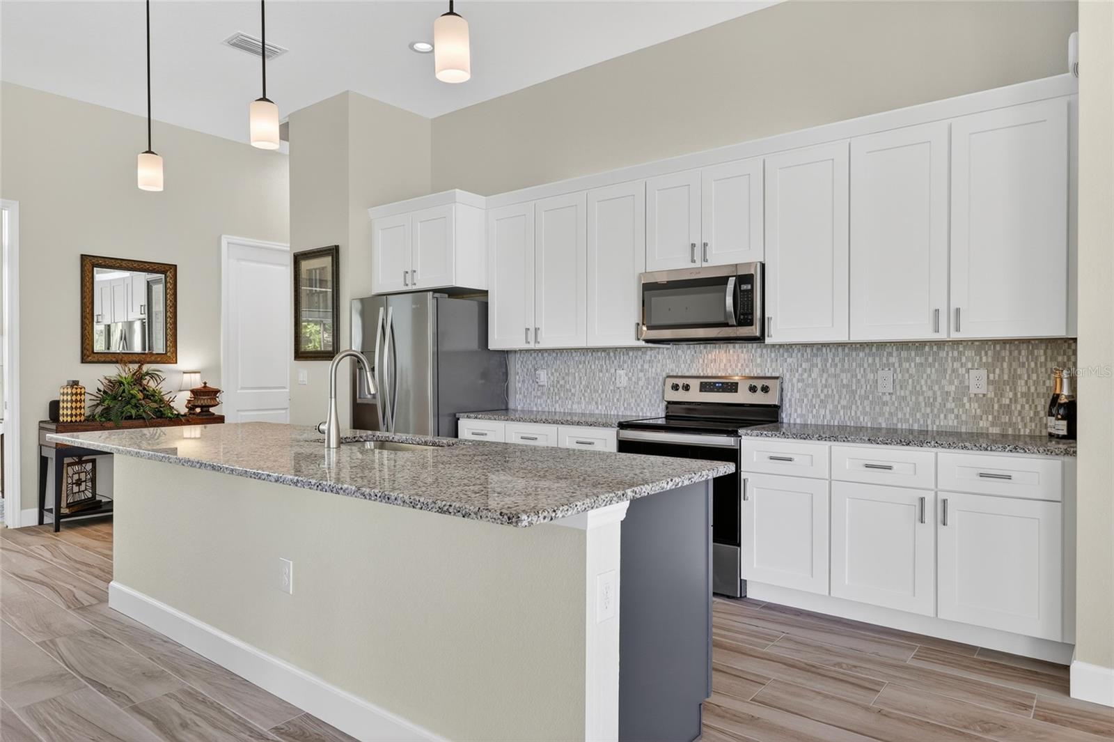ROTONDA WEST BROADMOOR - Residential