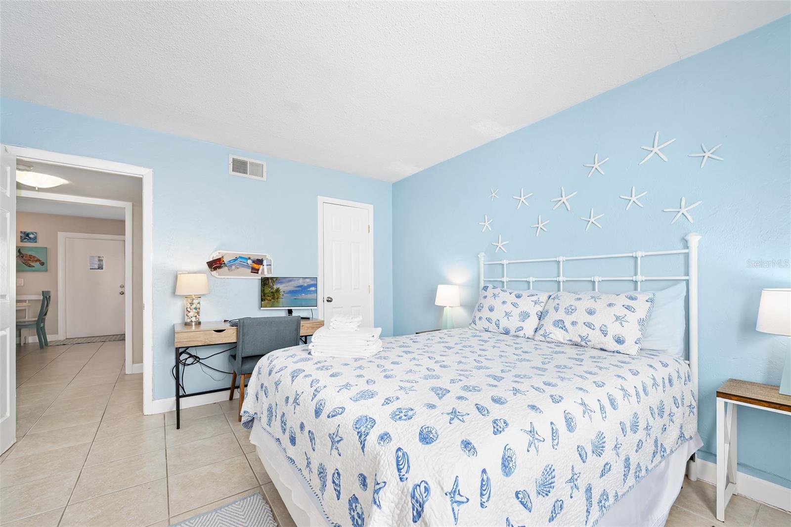 GRANDVIEW CONDO - Residential