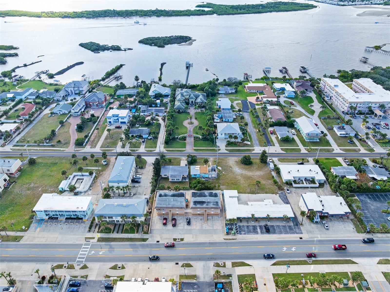 GRANDVIEW CONDO - Residential