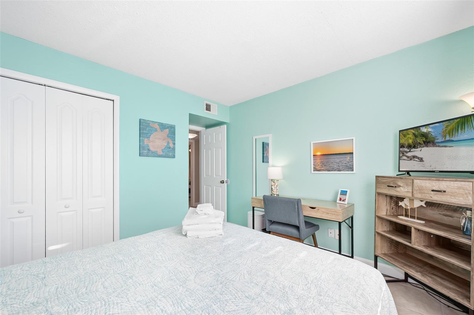 GRANDVIEW CONDO - Residential