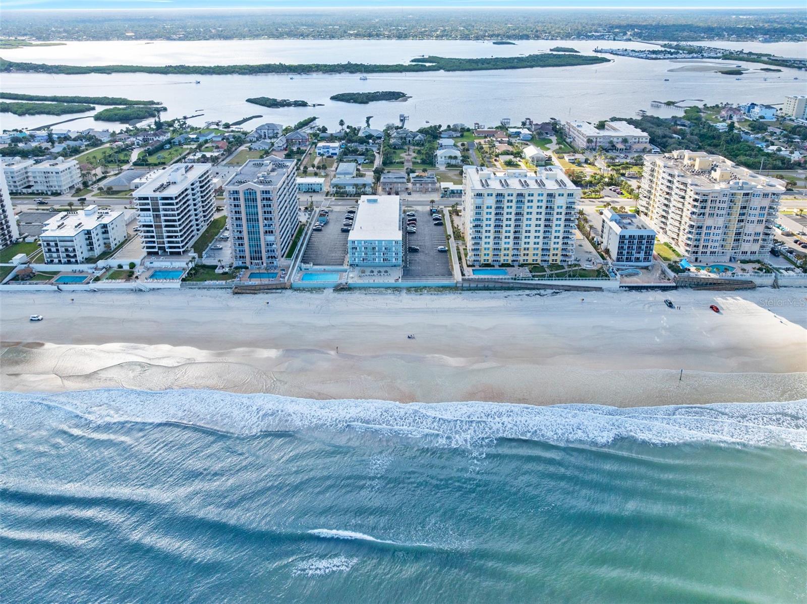 GRANDVIEW CONDO - Residential