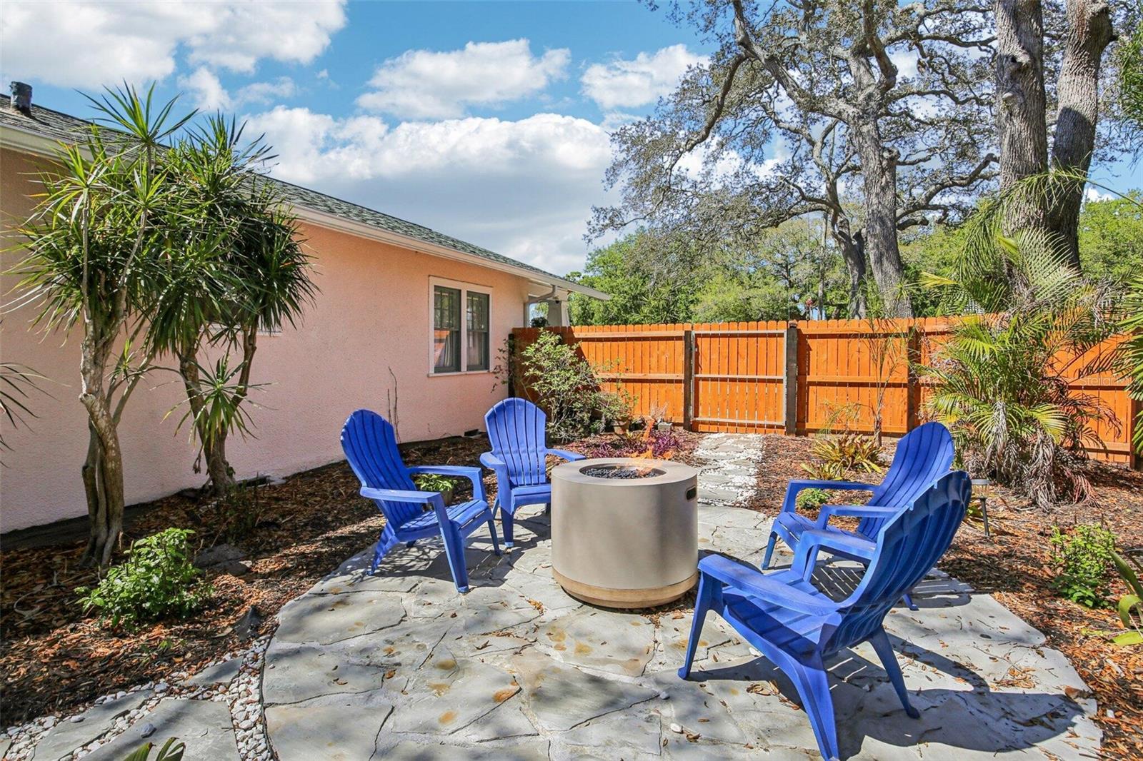 BAY TERRACE & BAY TERRACE ADD - Residential