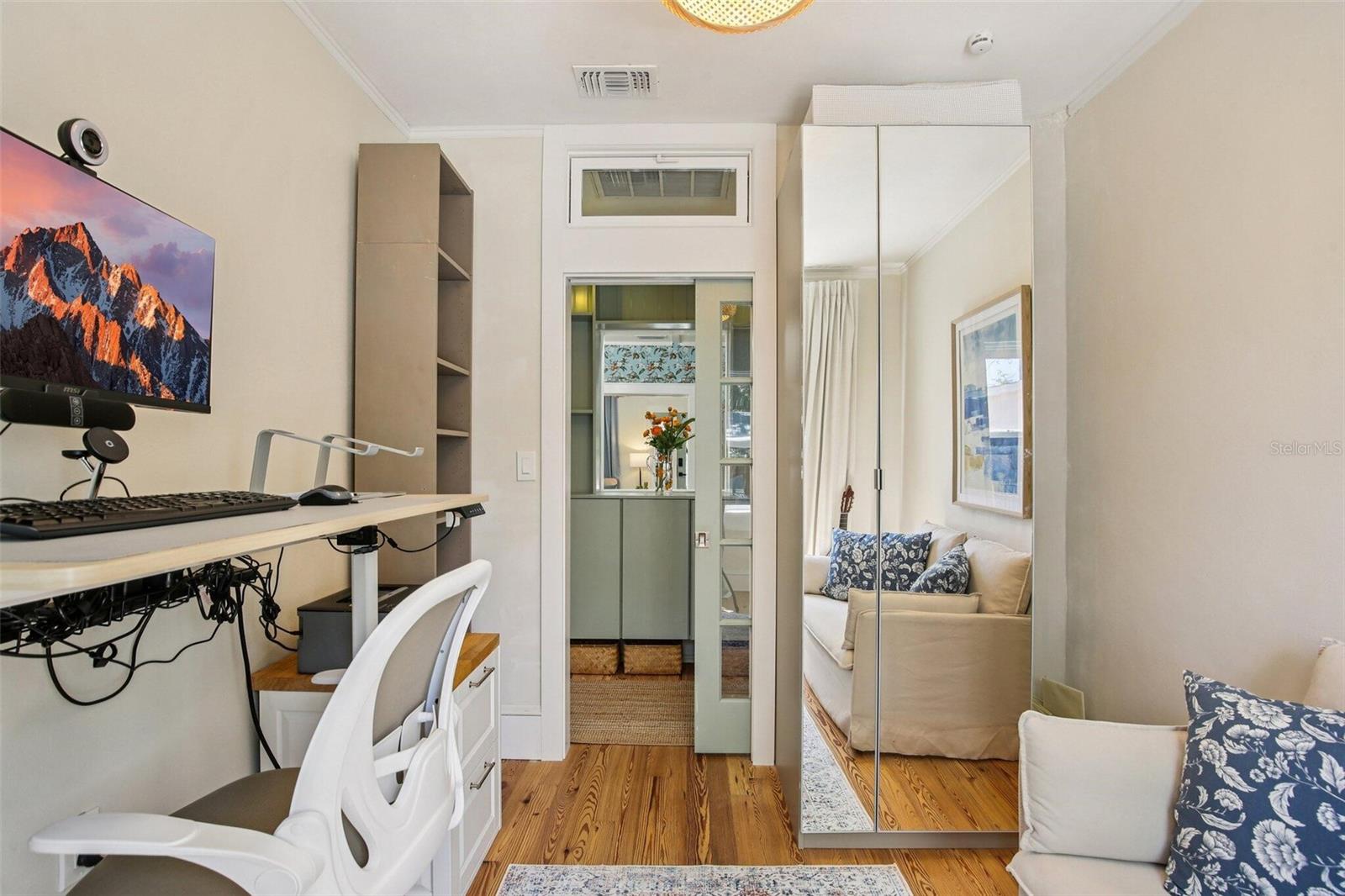 BAY TERRACE & BAY TERRACE ADD - Residential