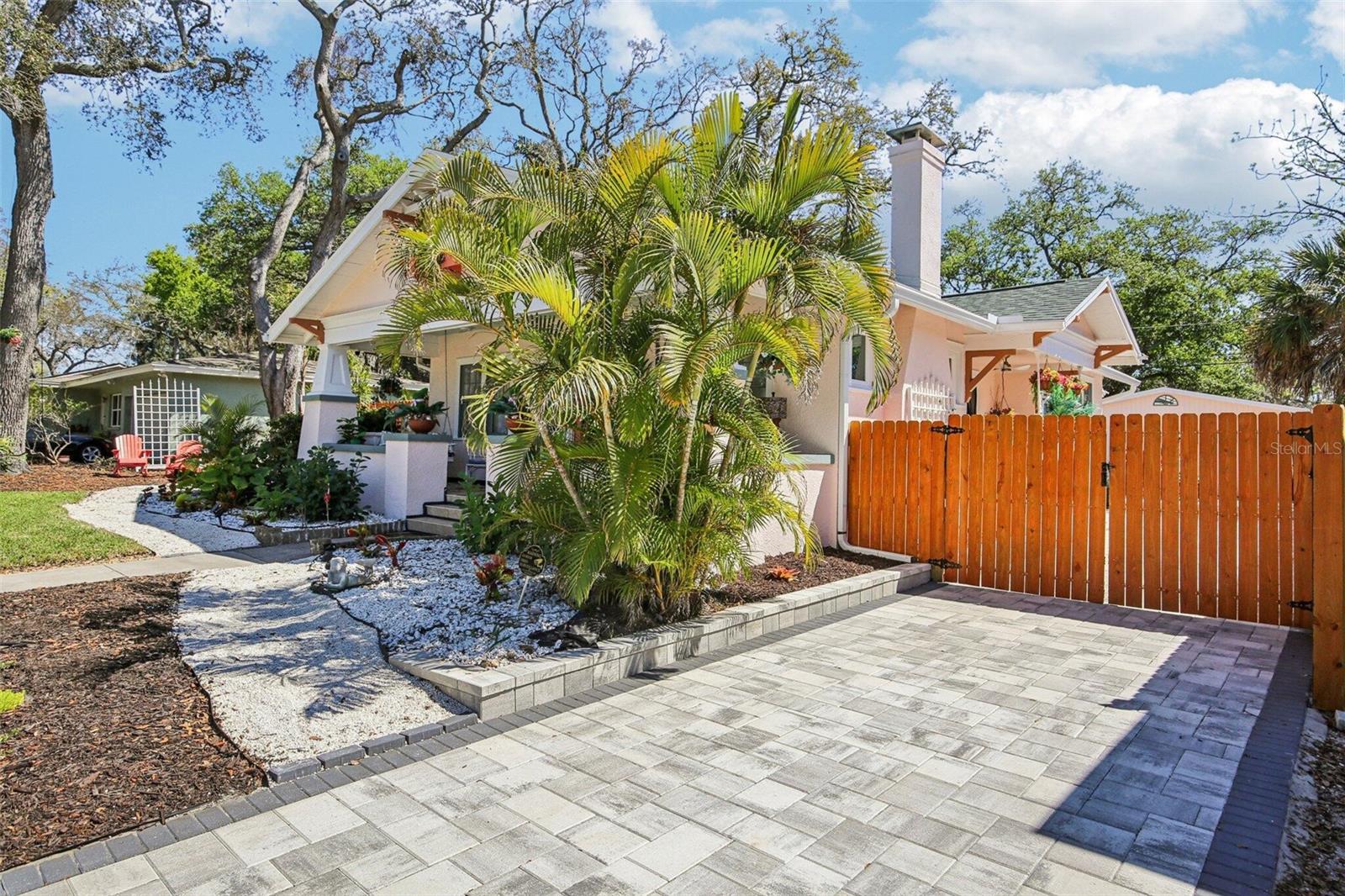 BAY TERRACE & BAY TERRACE ADD - Residential