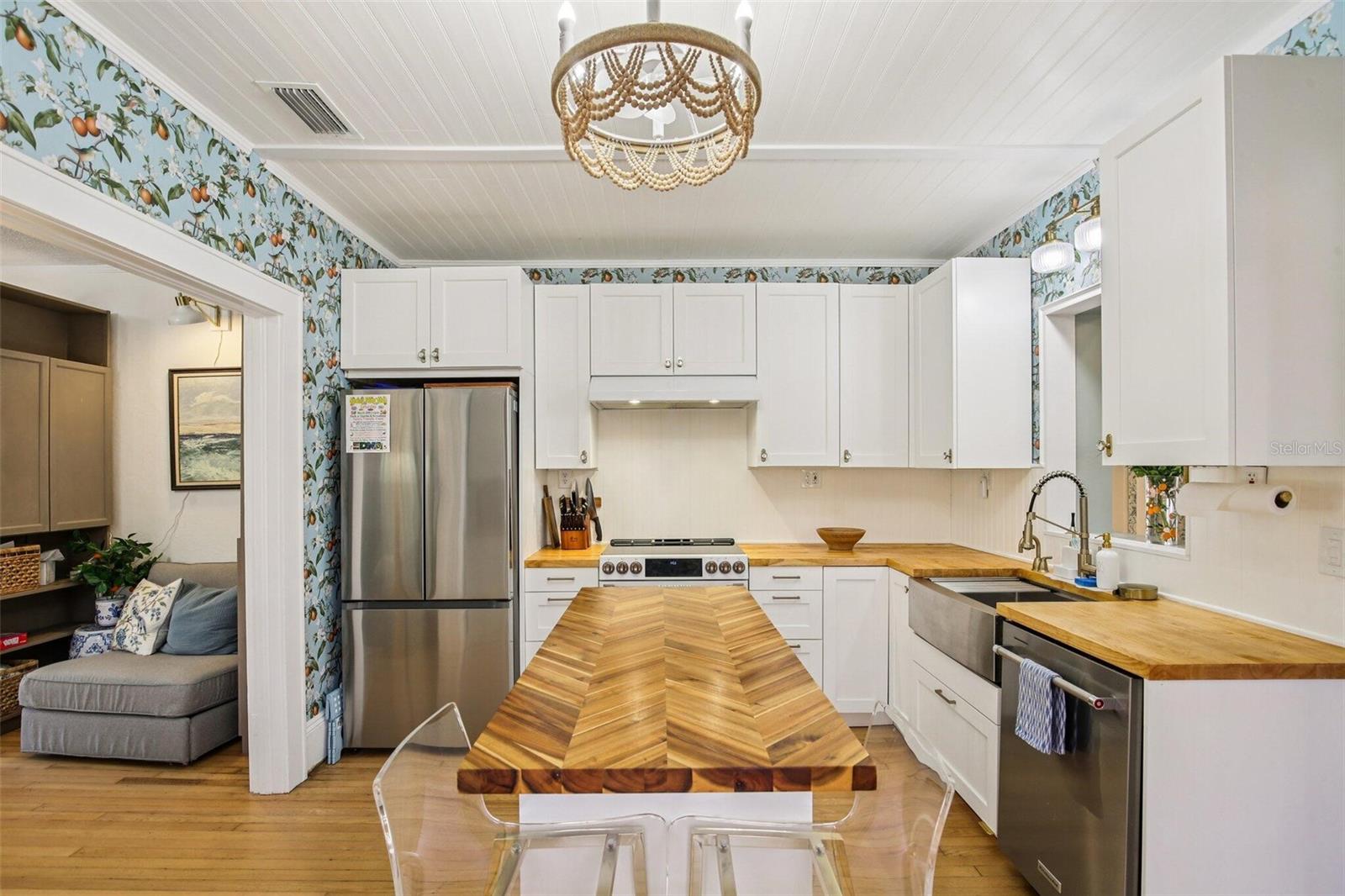 BAY TERRACE & BAY TERRACE ADD - Residential