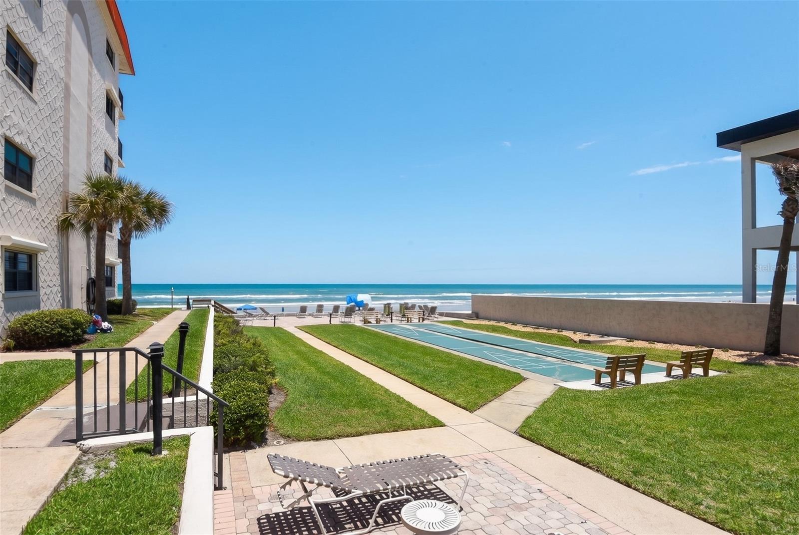HACIENDA DEL SOL CONDO - Residential