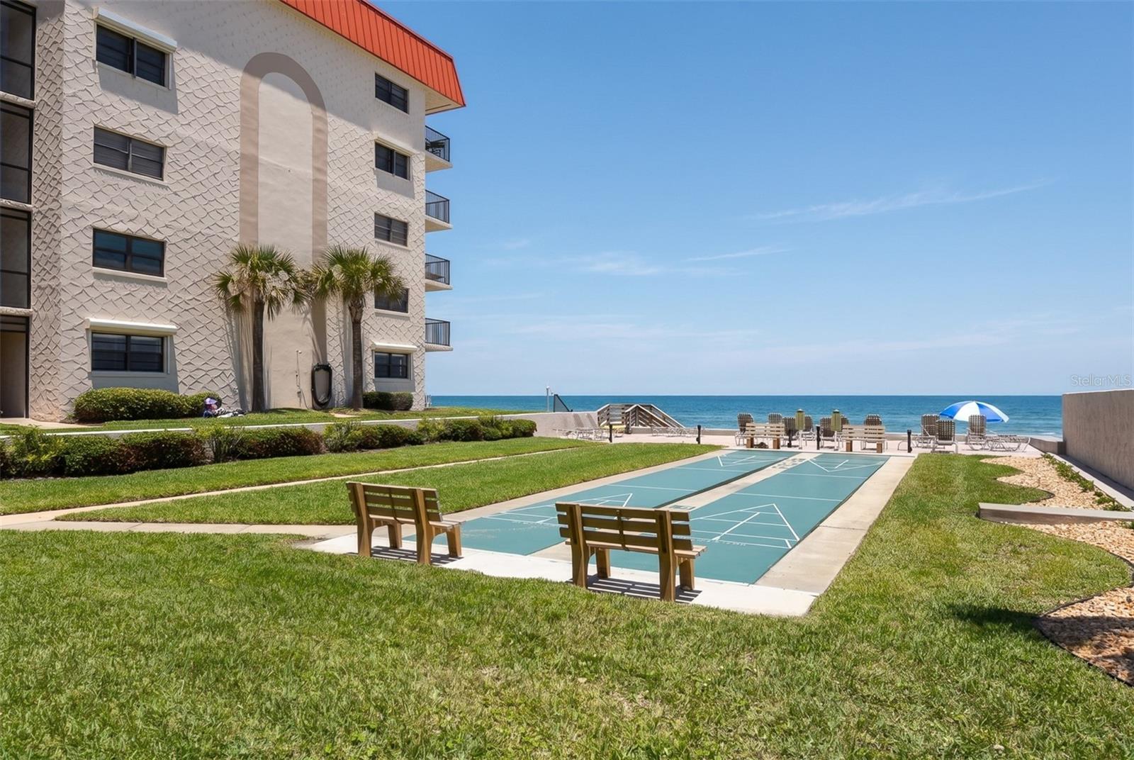 HACIENDA DEL SOL CONDO - Residential