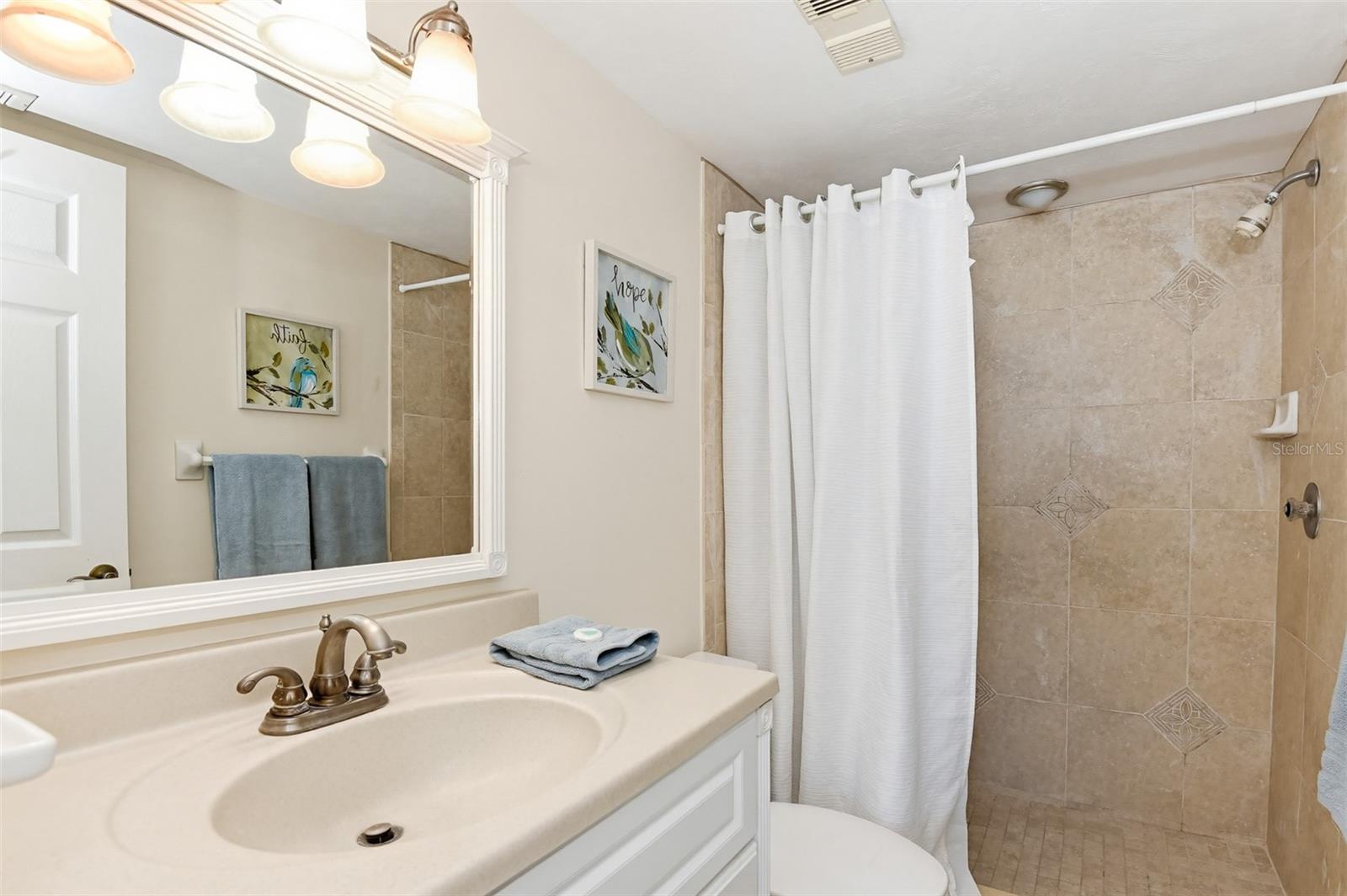 HACIENDA DEL SOL CONDO - Residential
