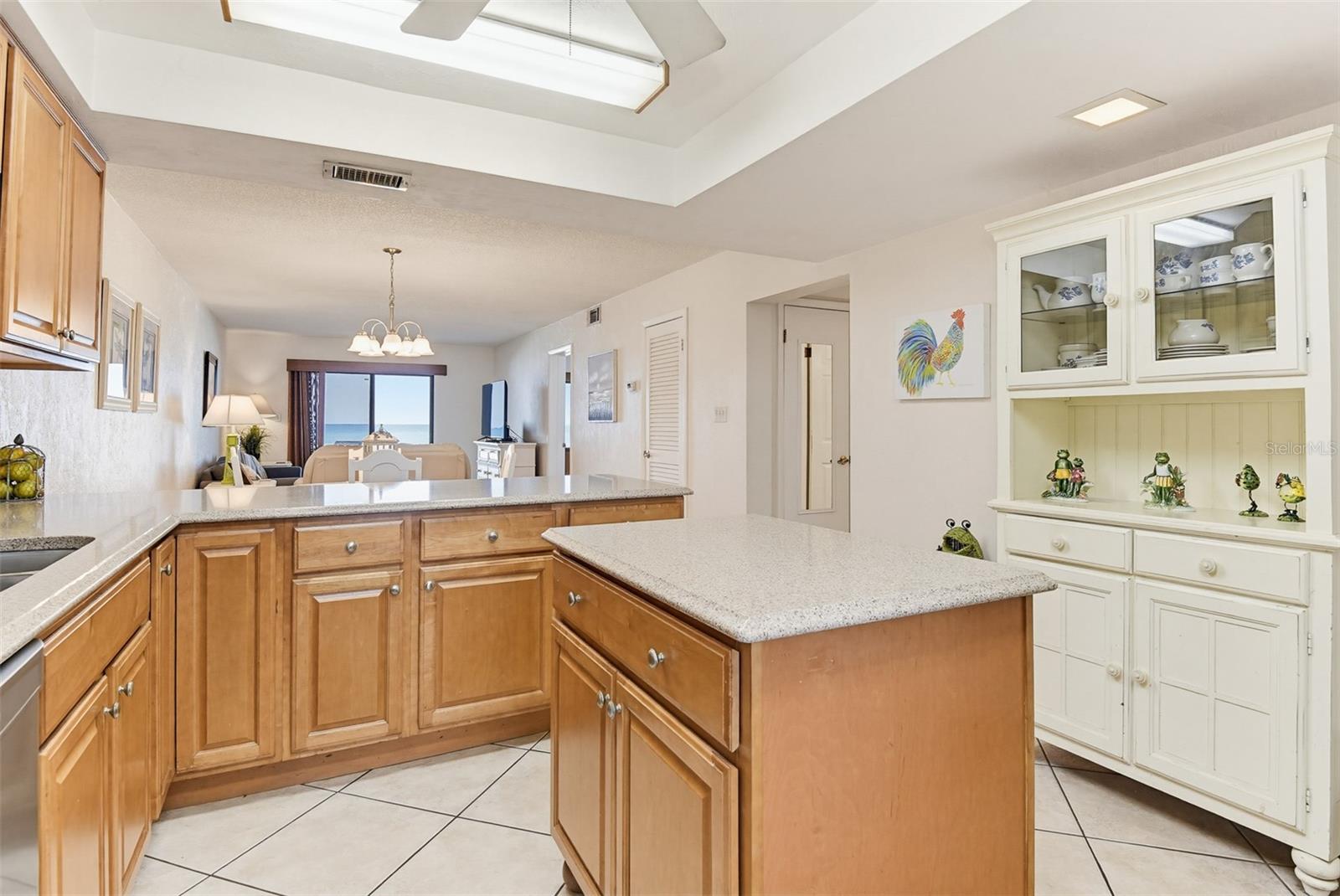 HACIENDA DEL SOL CONDO - Residential