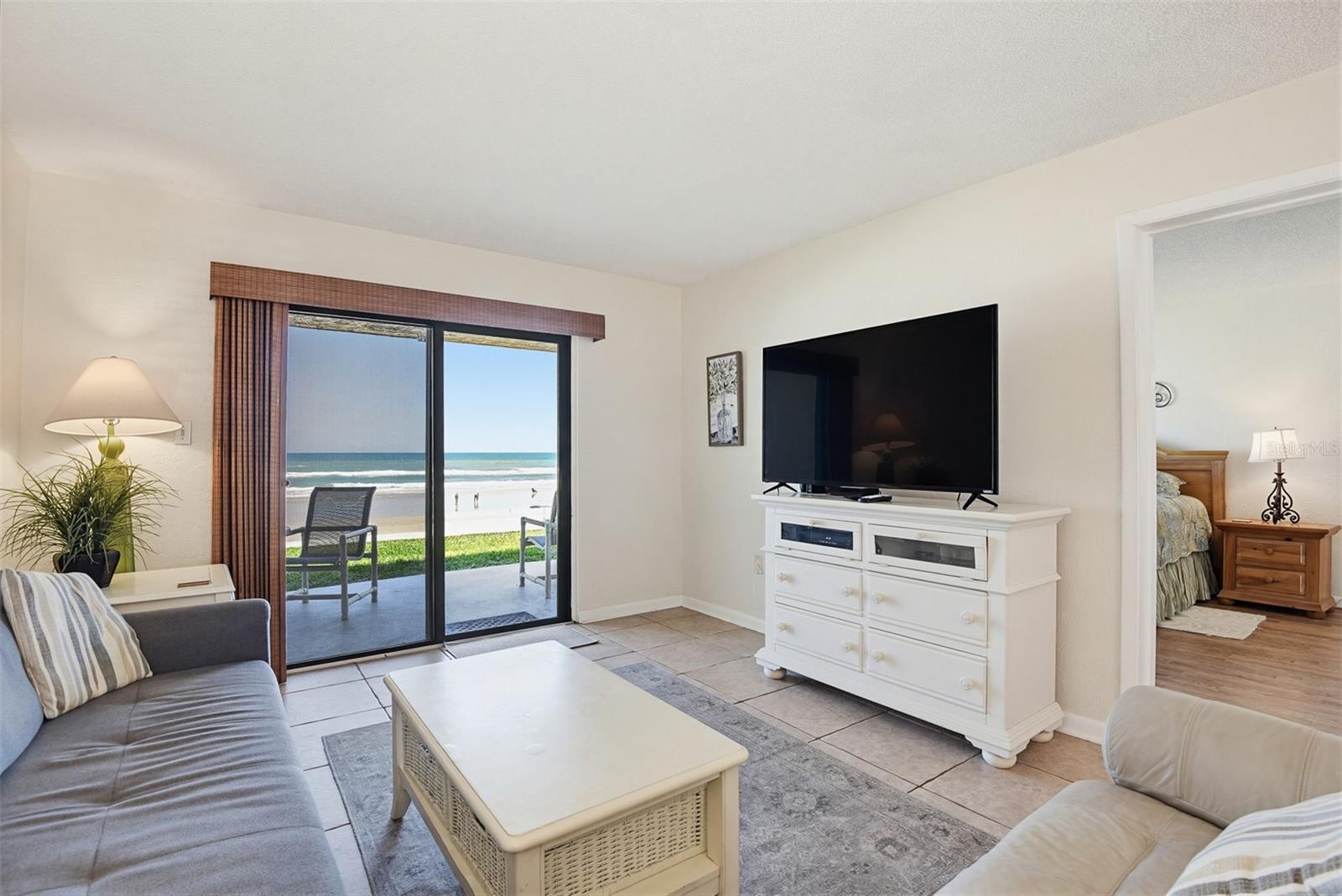 HACIENDA DEL SOL CONDO - Residential