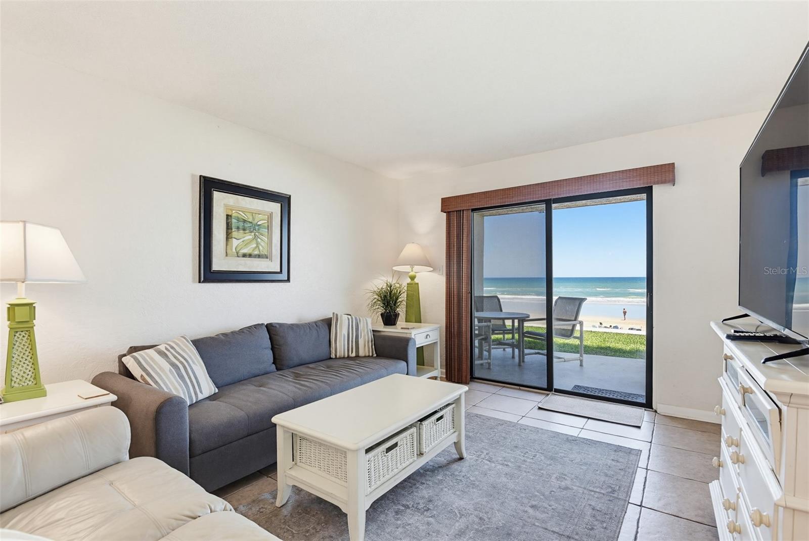 HACIENDA DEL SOL CONDO - Residential
