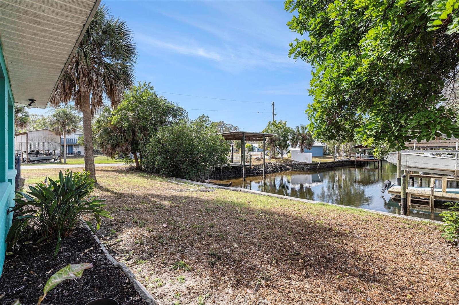 KIMS COVE - Residential