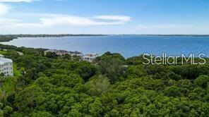 PALMA SOLA BAY CLUB - Residential
