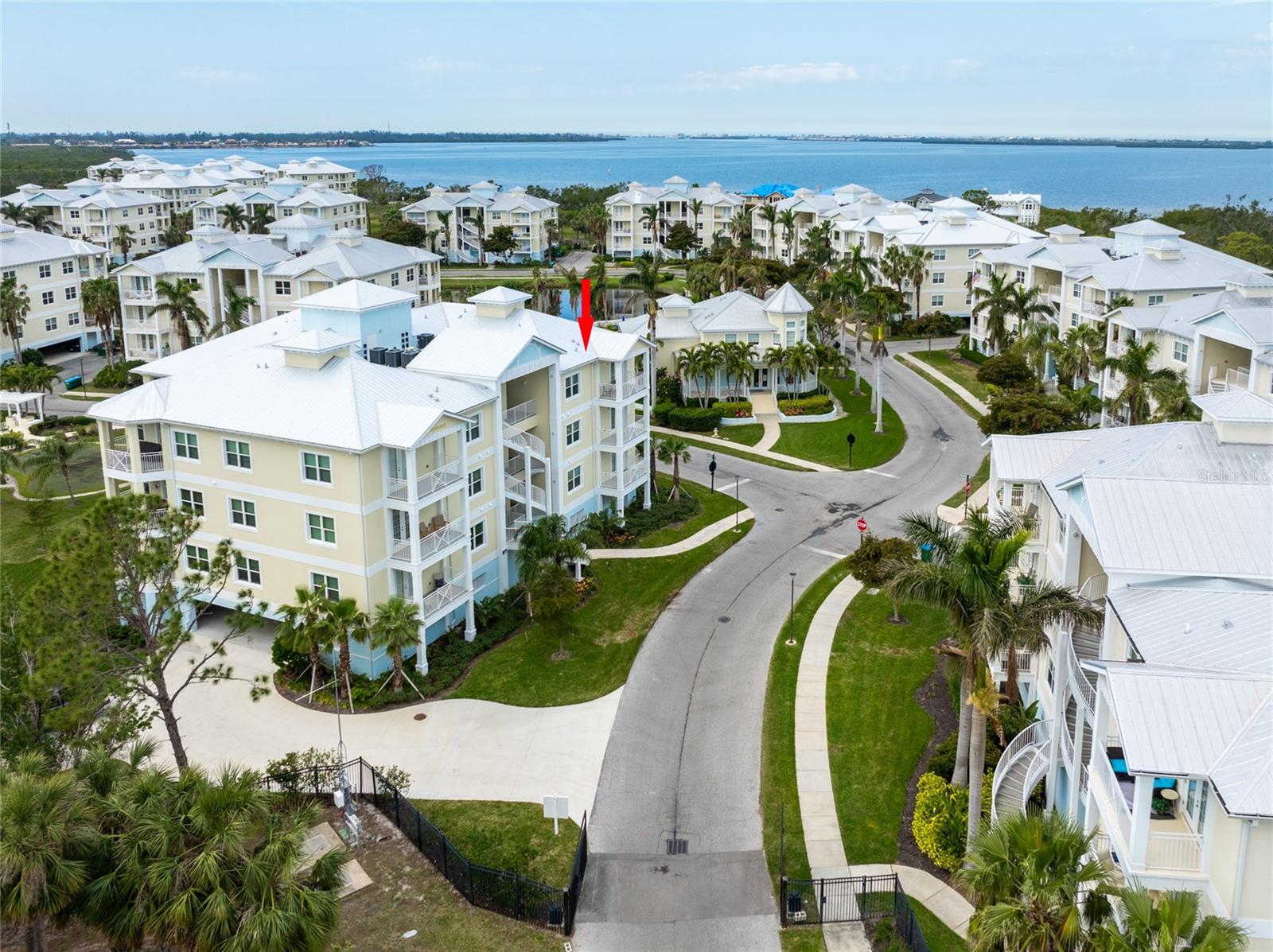 PALMA SOLA BAY CLUB - Residential