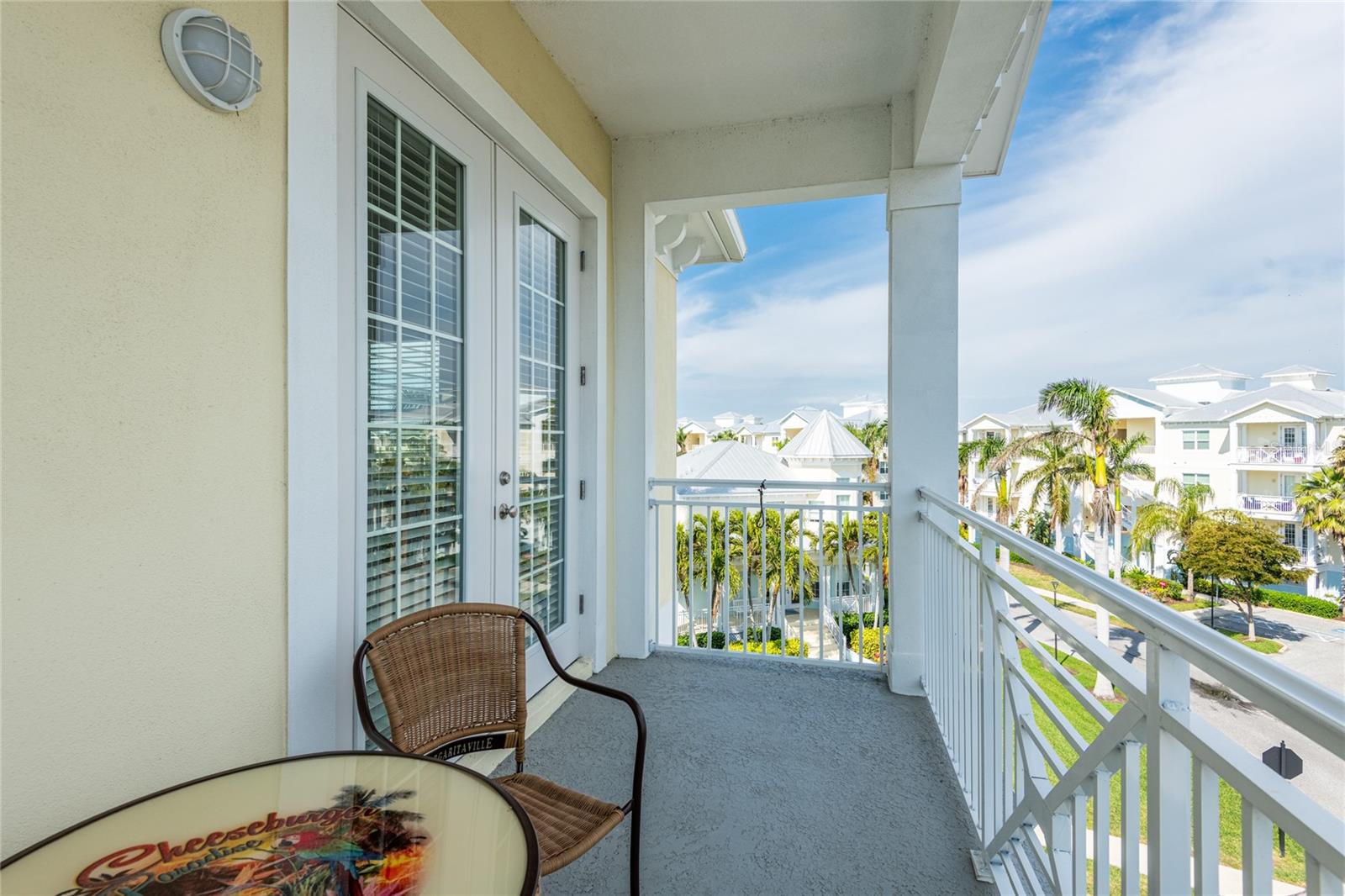 PALMA SOLA BAY CLUB - Residential