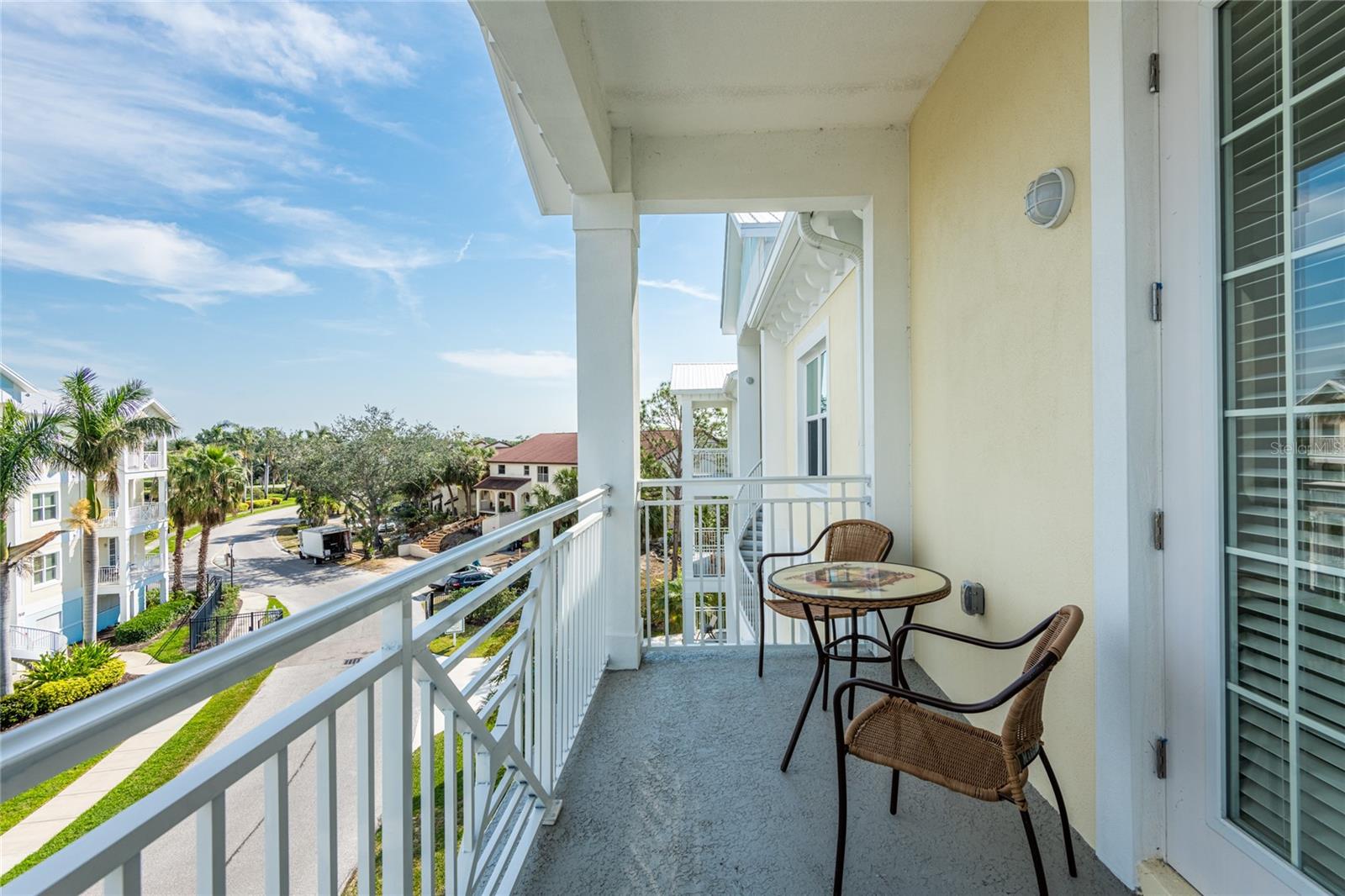 PALMA SOLA BAY CLUB - Residential