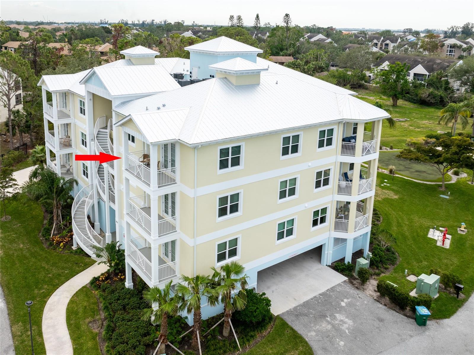 PALMA SOLA BAY CLUB - Residential