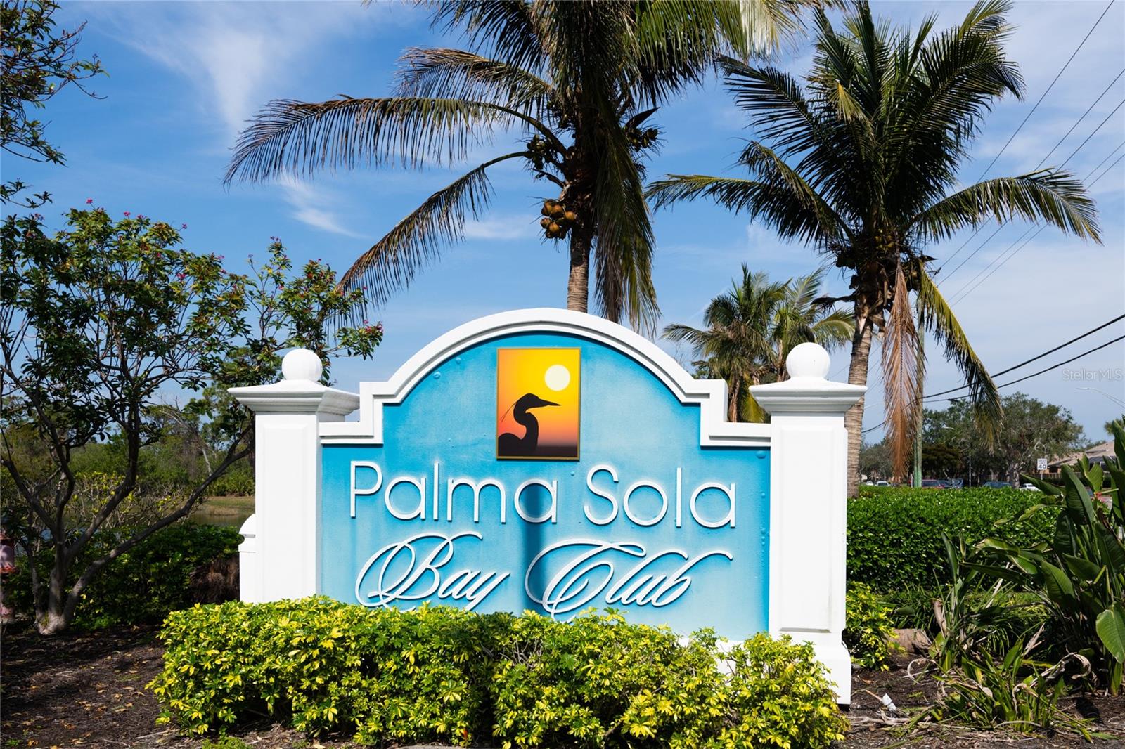 PALMA SOLA BAY CLUB - Residential