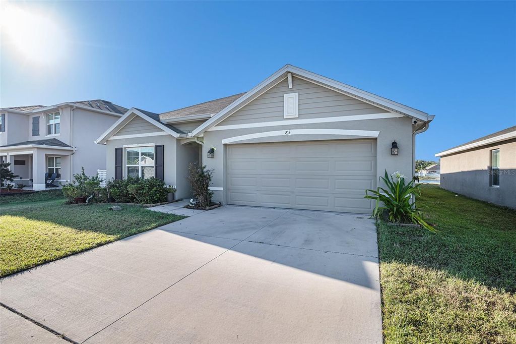 Photo of 813 18th Avenue SE, Ruskin, FL 33570 (MLS # TB8438916)