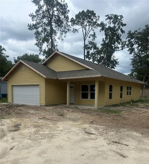 Photo of 307 SE 20th Street, Gainesville, FL 32641 (MLS # GC532441)
