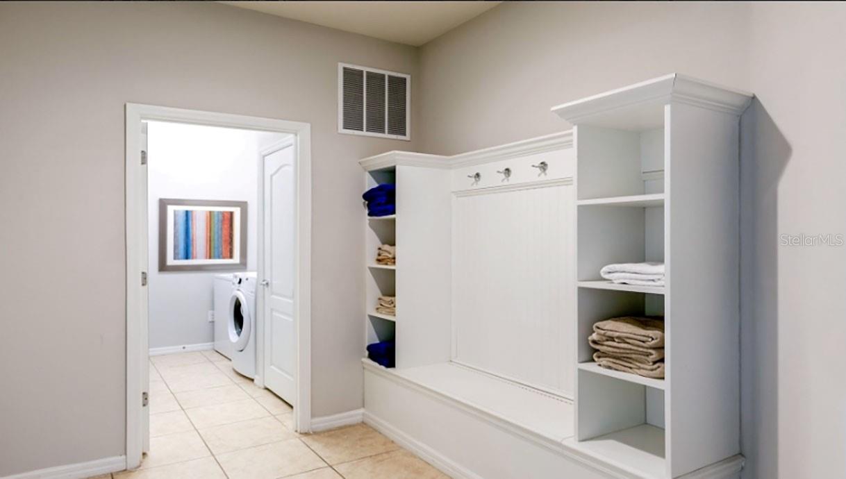 WINDSOR AT WESTSIDE PH 1 - Residential Lease