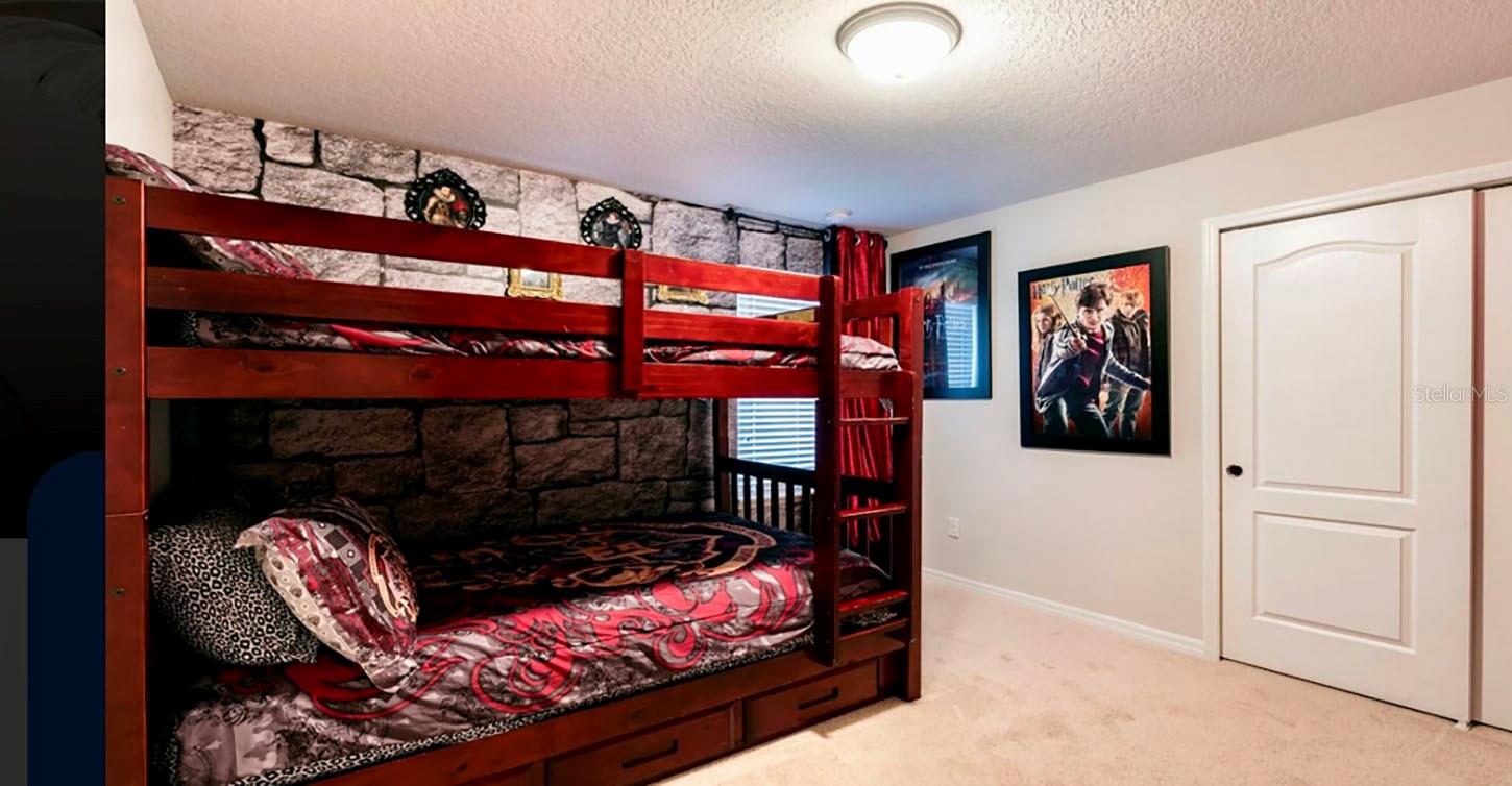 WINDSOR AT WESTSIDE PH 1 - Residential Lease