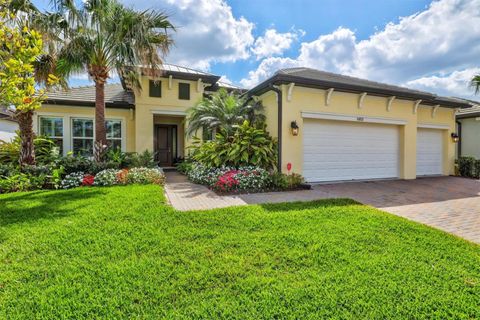 19832 BRIDGETOWN LOOP VENICE FL 34293