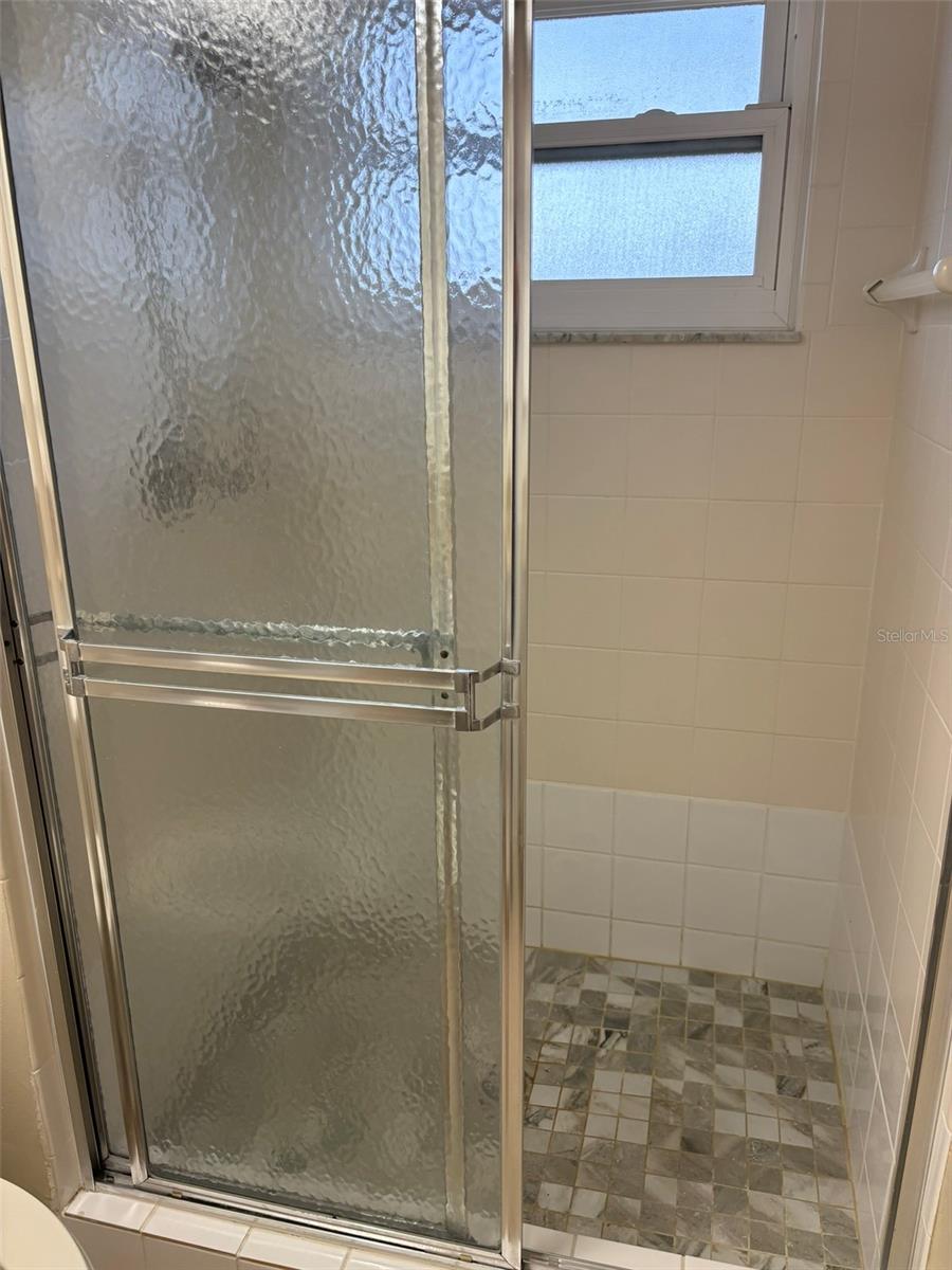 SIESTA HARBOR III - Residential