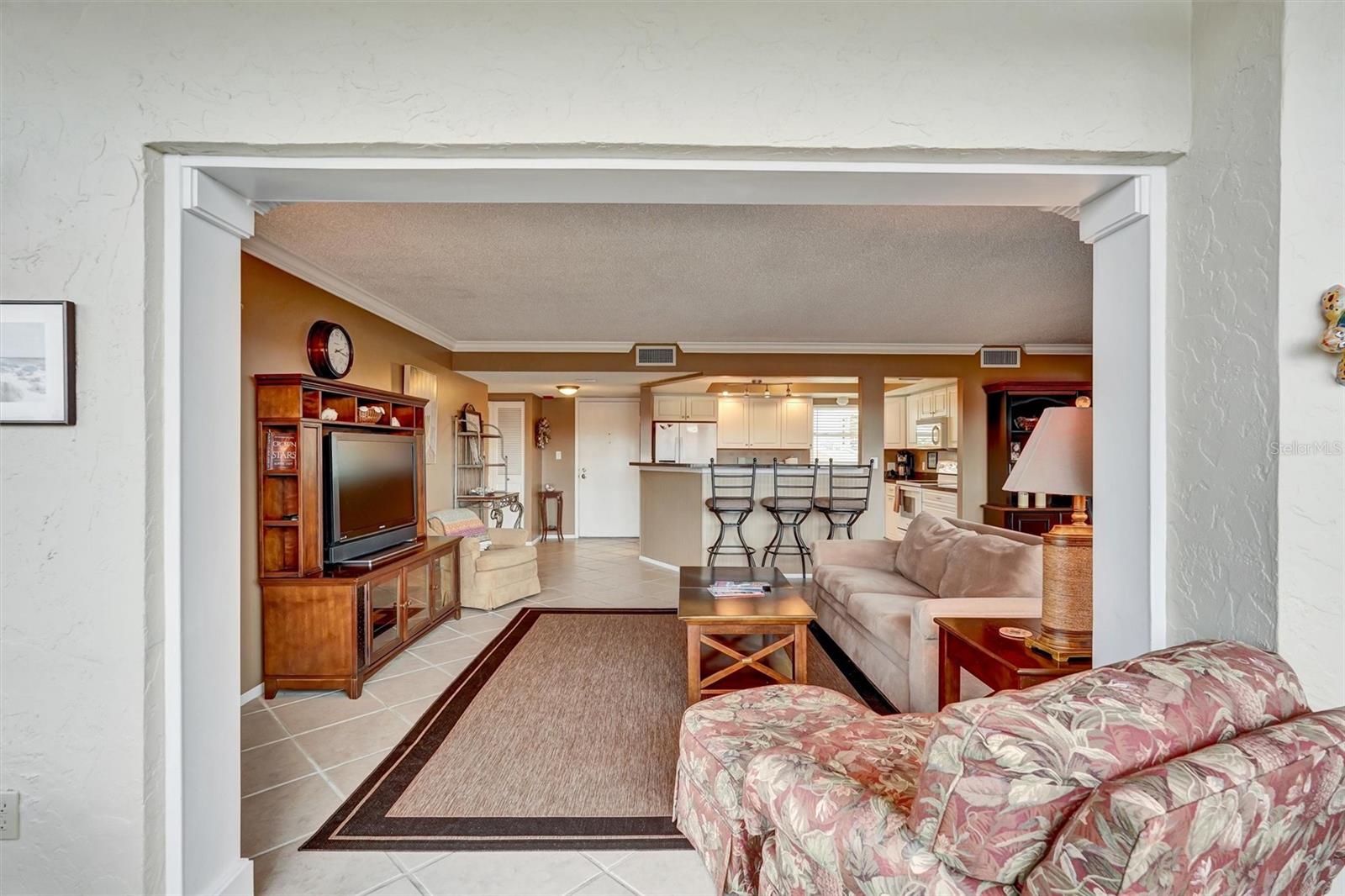 SIESTA HARBOR III - Residential