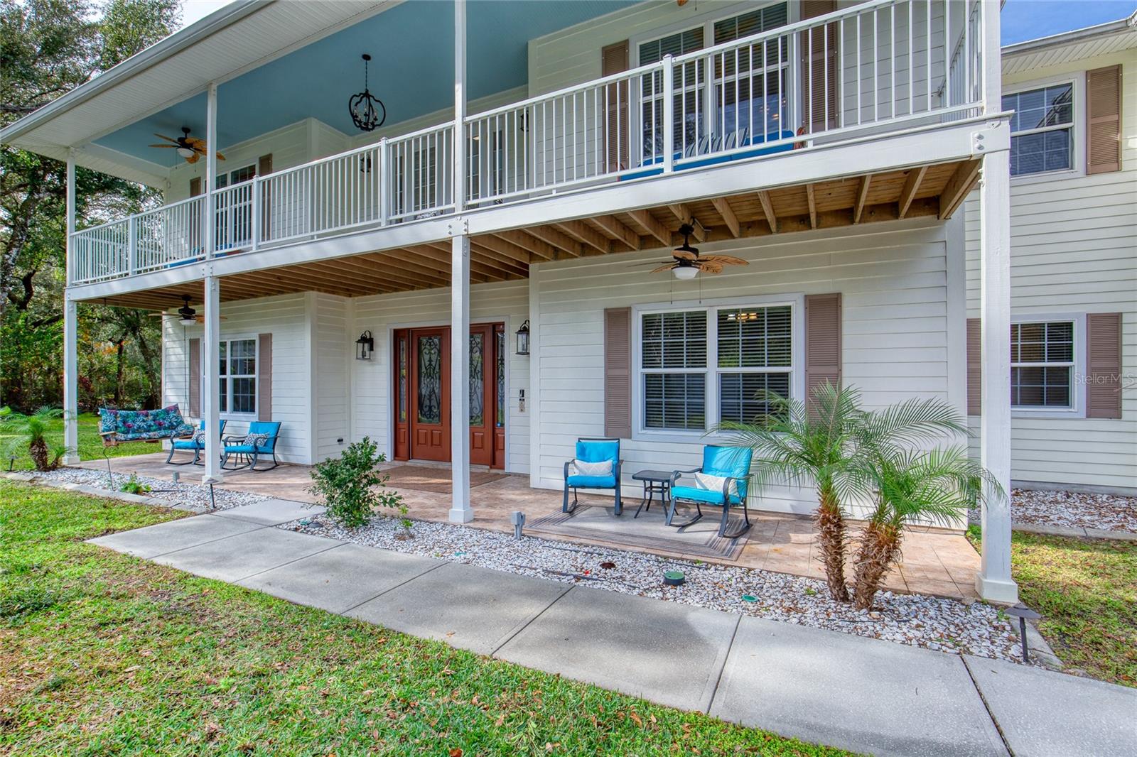 20 SPANISH OAK LANE