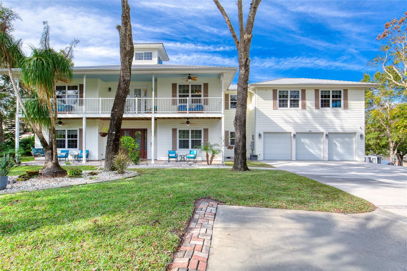 20 SPANISH OAK LANE