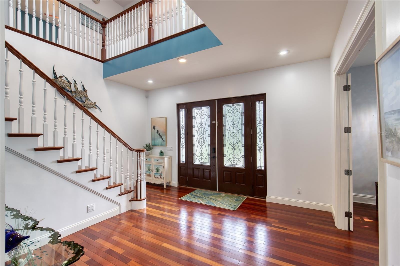 20 SPANISH OAK LANE