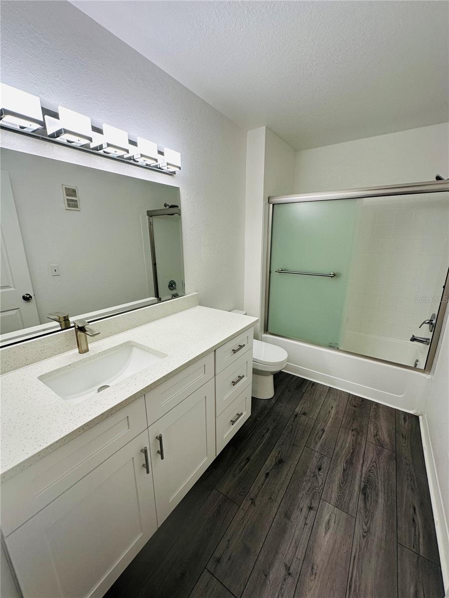 AZUR/METROWEST - Residential