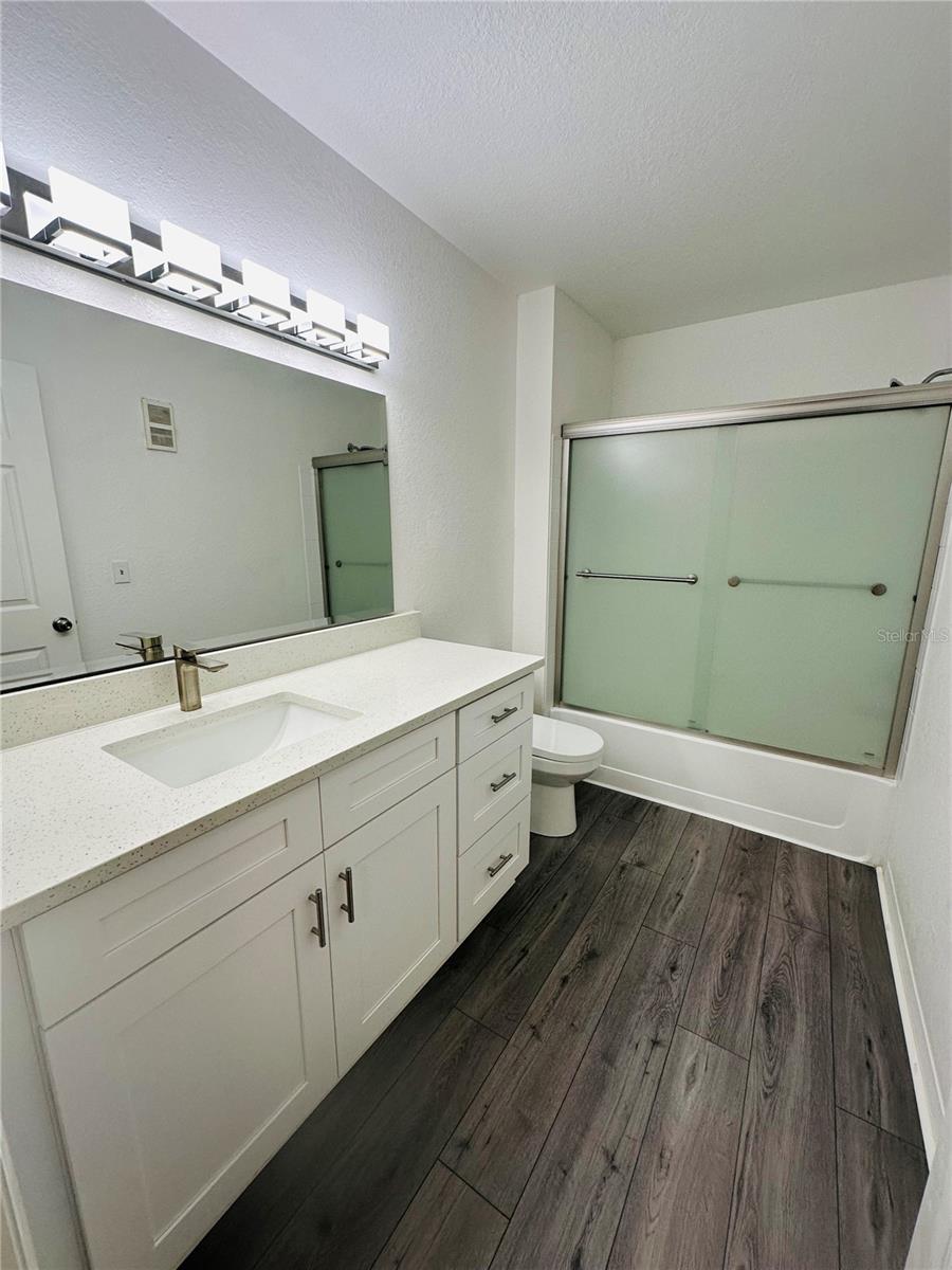 AZUR/METROWEST - Residential