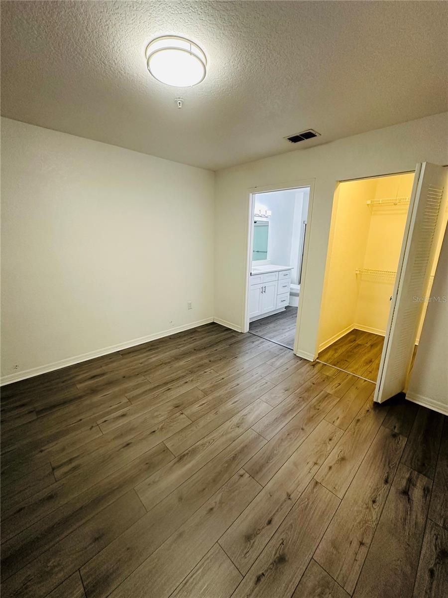AZUR/METROWEST - Residential