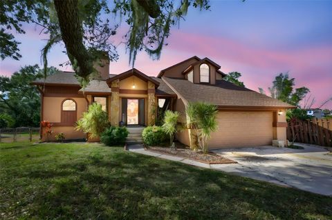 Photo of 411 SW 12th Street, Ruskin, FL 33570 (MLS # TB8451227)