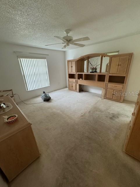 DEER HOLLOW - Residential