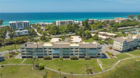 A home in LONGBOAT KEY