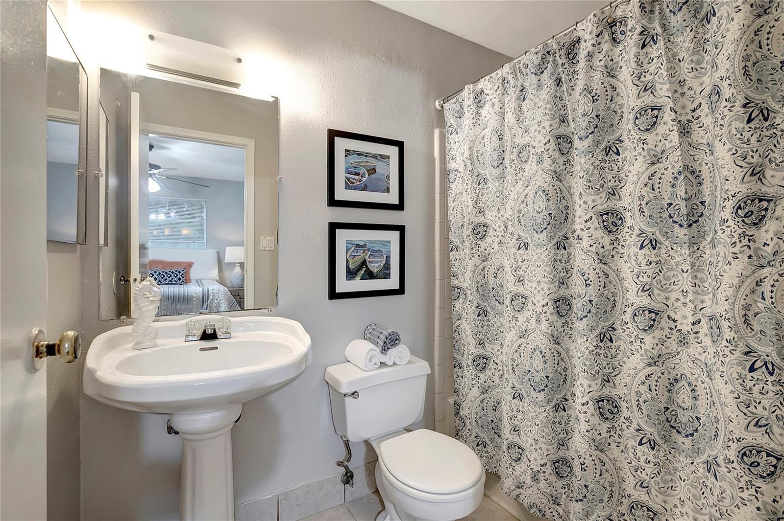 WINDJAMMER CONDO - Residential