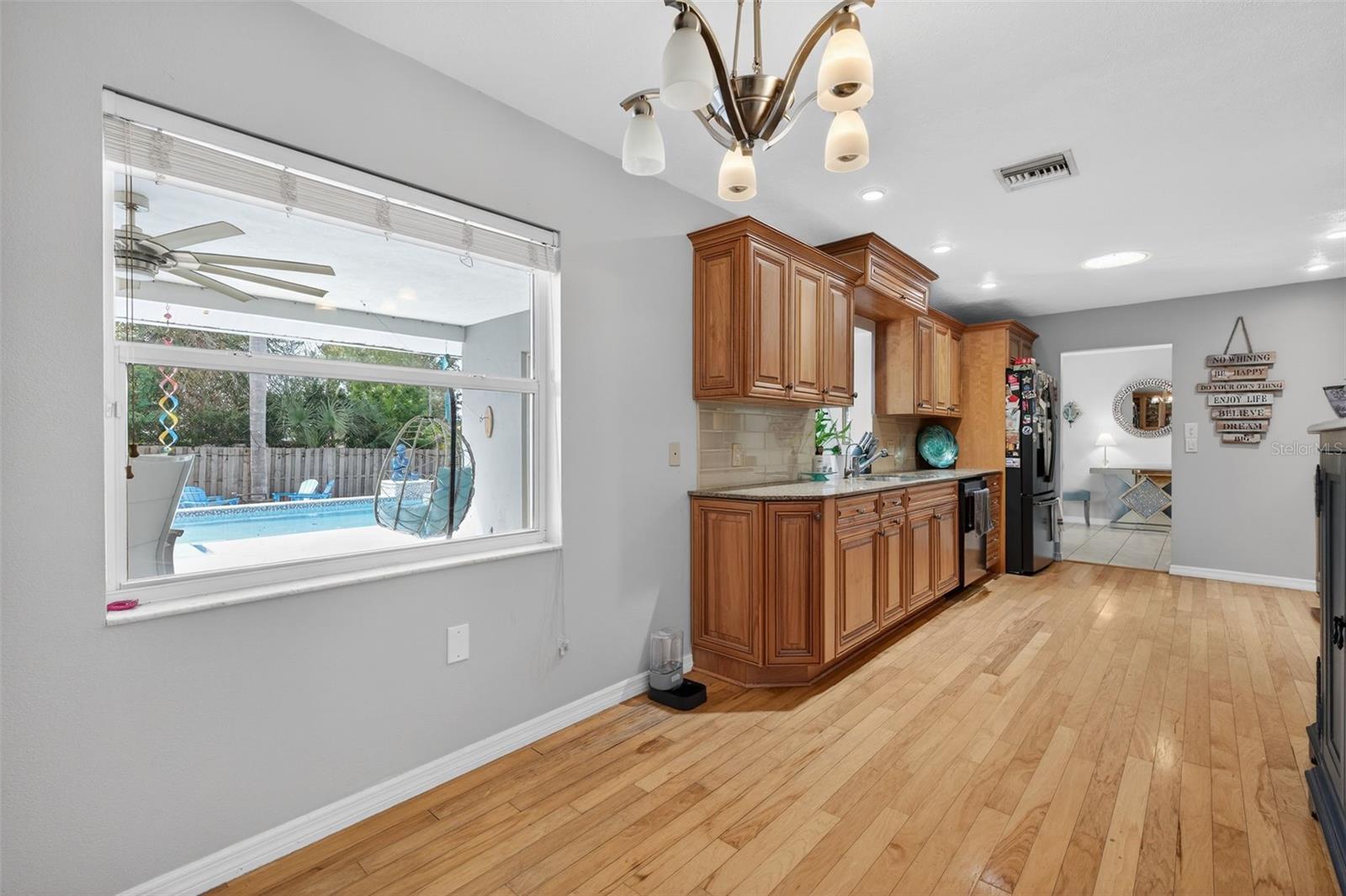 BENEVA WOODS - Residential