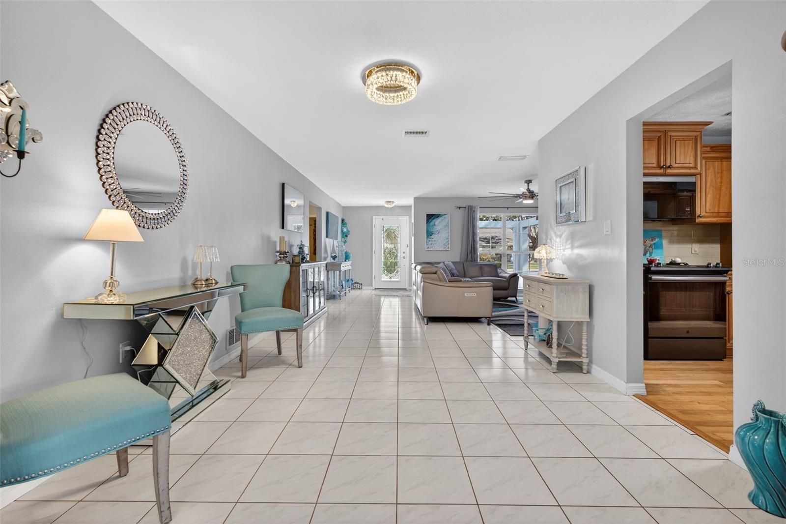 BENEVA WOODS - Residential