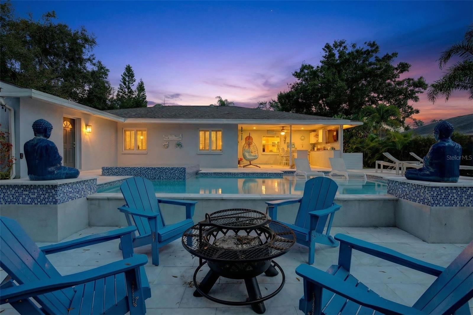 BENEVA WOODS - Residential