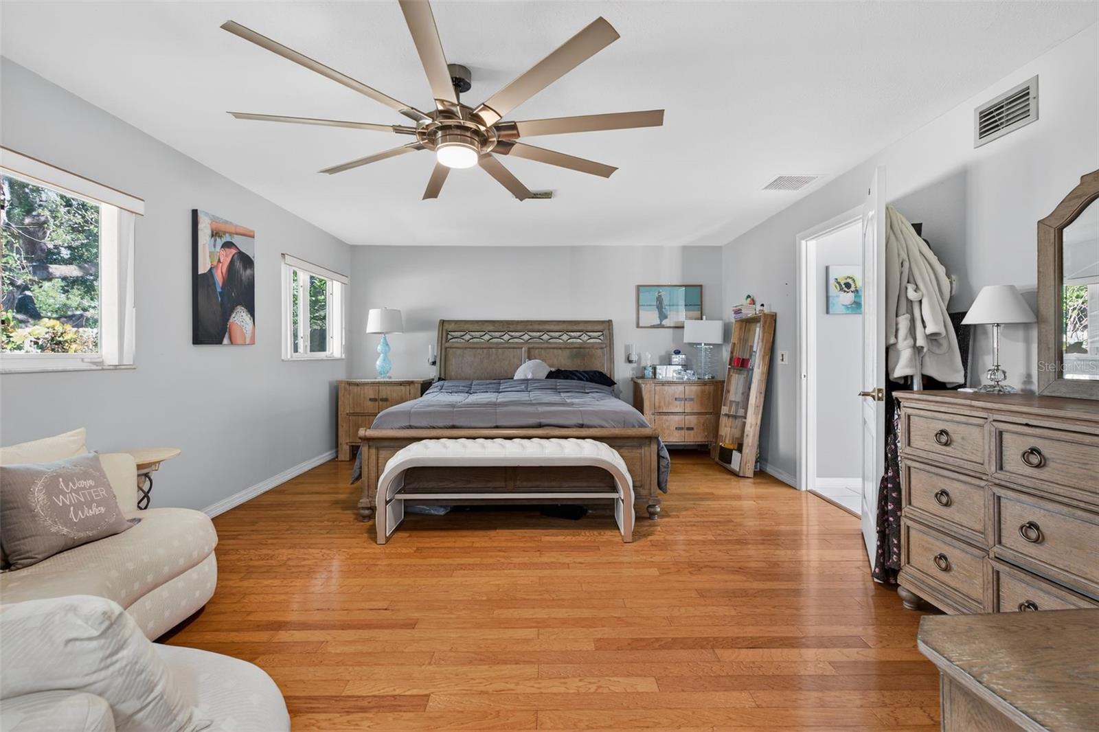 BENEVA WOODS - Residential