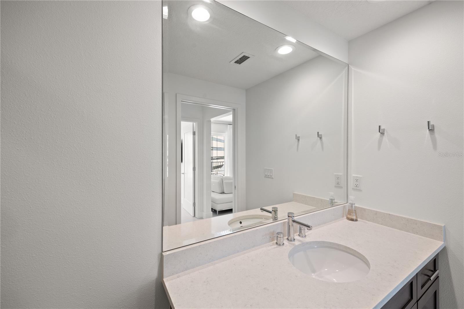 1500 STATE STREET - Residential Lease