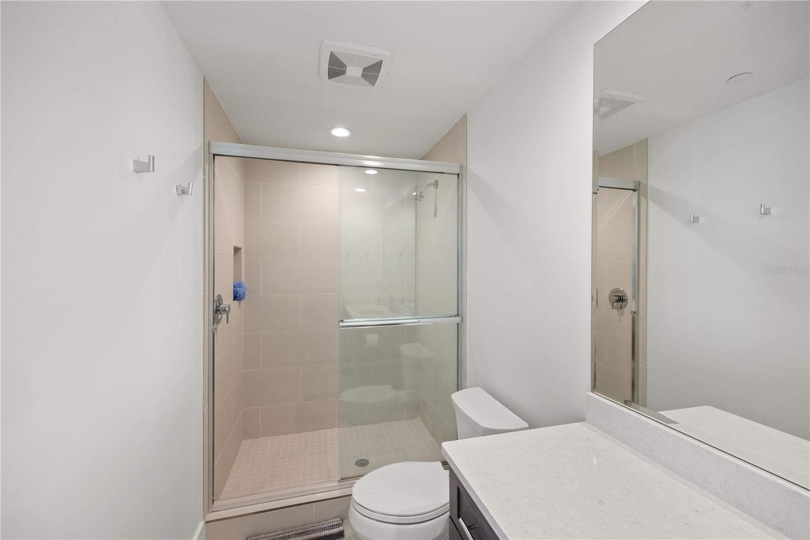 1500 STATE STREET - Residential Lease