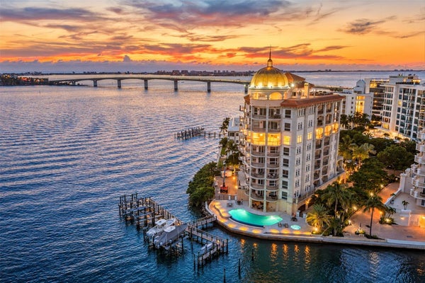 420 GOLDEN GATE PT UNIT 700, SARASOTA, FL 34236 - Image 96da10daf4f7a7b6a2054d762ca1e99c/2190200917